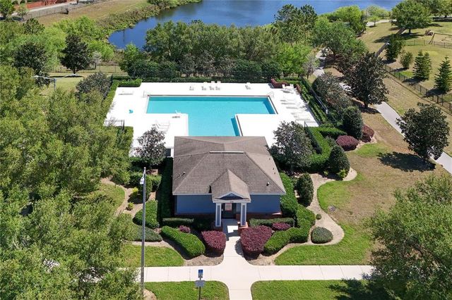 2572 LIMERICK CIRCLE, Grand Island, FL 32735
