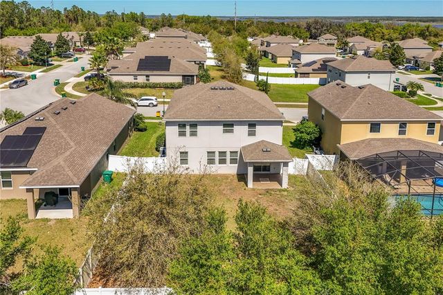 2572 LIMERICK CIRCLE, Grand Island, FL 32735