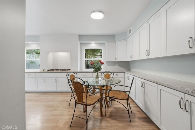 8788 Moorcroft Avenue, West Hills, CA 91304