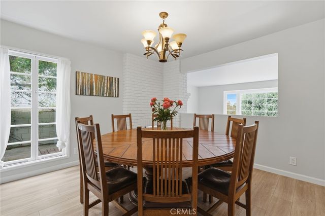 8788 Moorcroft Avenue, West Hills, CA 91304