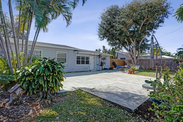 304 Wellesley Drive, Lake Worth Beach, FL 33460