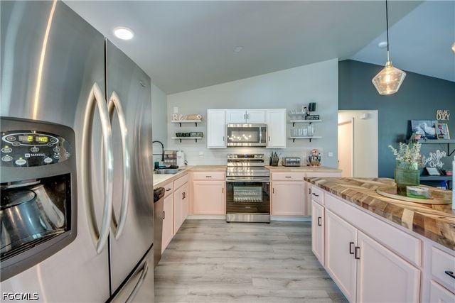 917 SW 23rd ST, Cape Coral, FL 33991