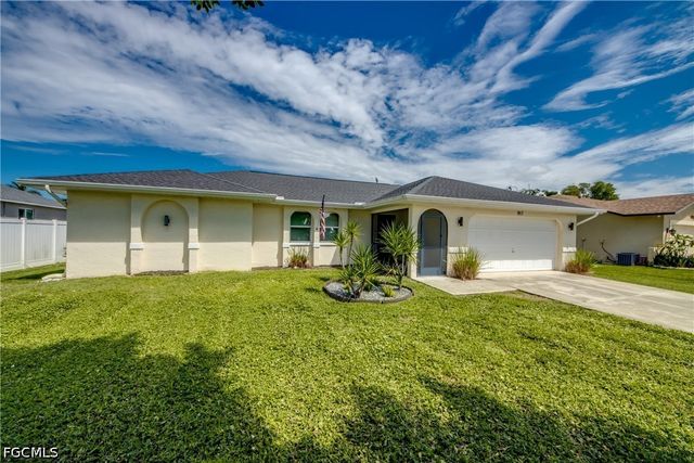 917 SW 23rd ST, Cape Coral, FL 33991
