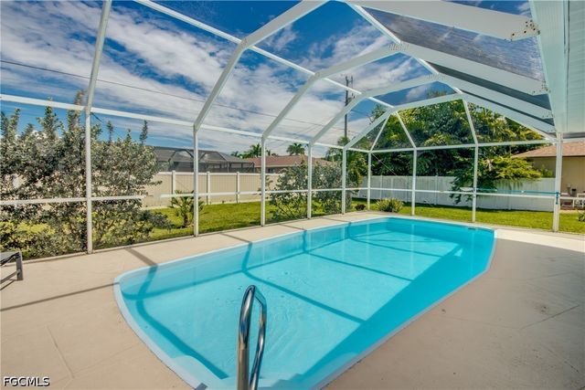 917 SW 23rd ST, Cape Coral, FL 33991