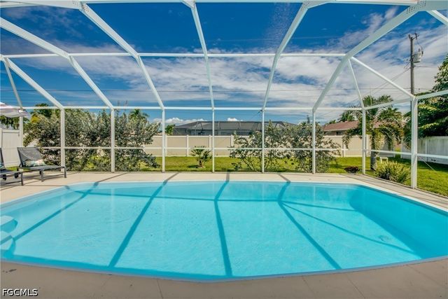 917 SW 23rd ST, Cape Coral, FL 33991