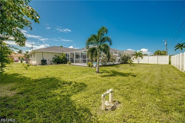 917 SW 23rd ST, Cape Coral, FL 33991