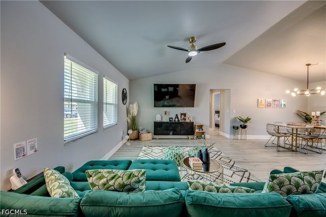917 SW 23rd ST, Cape Coral, FL 33991