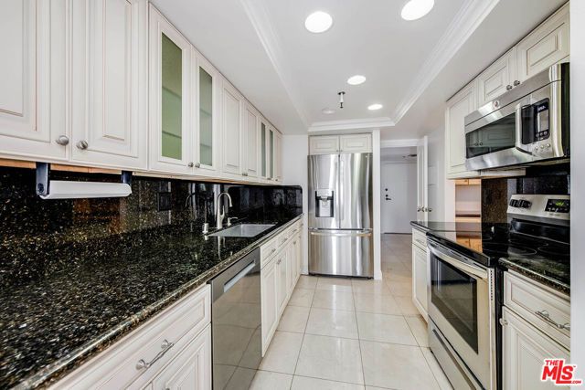 10660 Wilshire Boulevard 701, Los Angeles, CA 90024