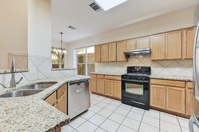 10216 Snapdragon DR, Austin, TX 78739