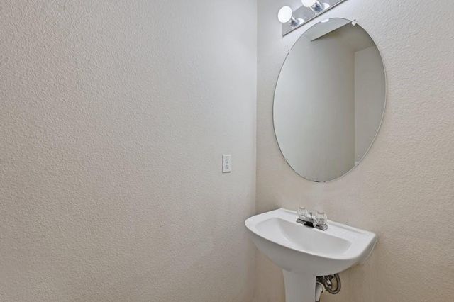 10216 Snapdragon DR, Austin, TX 78739