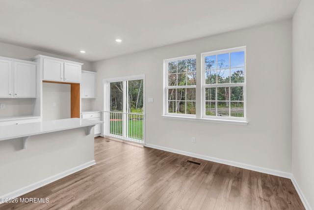 303 Mantoloking Drive, Jackson, NJ 08527