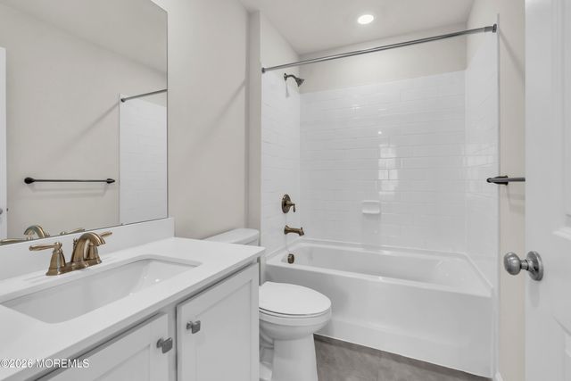 303 Mantoloking Drive, Jackson, NJ 08527