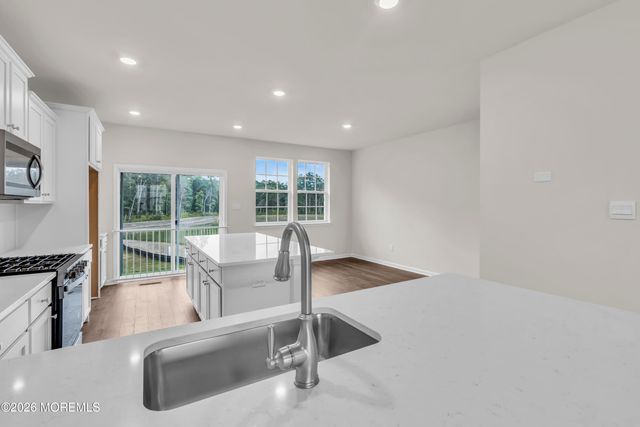 303 Mantoloking Drive, Jackson, NJ 08527