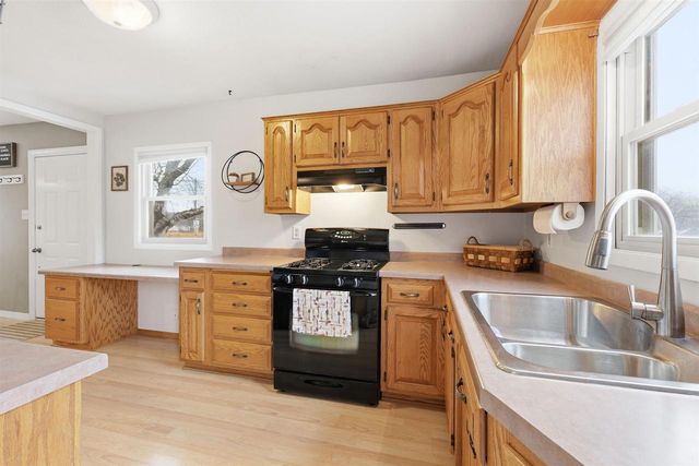 1779 BADGER STREET, Green Bay, WI 54303