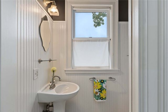 150 Medway Street, Providence, RI 02906