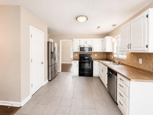 237 Smithfield Avenue, Summerville, SC 29485
