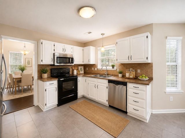 237 Smithfield Avenue, Summerville, SC 29485