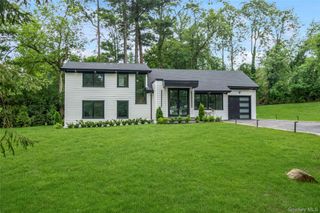 28 Red Brook Road, Great Neck, NY 11024