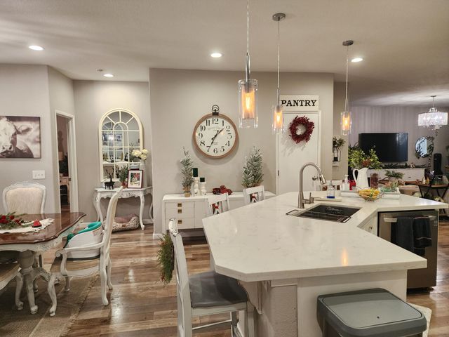 1750 Riesling Street, Tulare, CA 93274