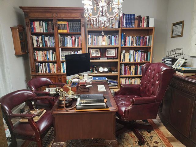 1750 Riesling Street, Tulare, CA 93274