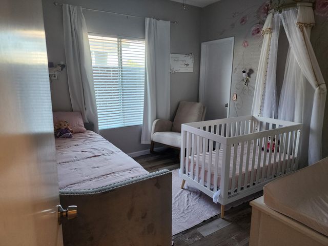 1750 Riesling Street, Tulare, CA 93274