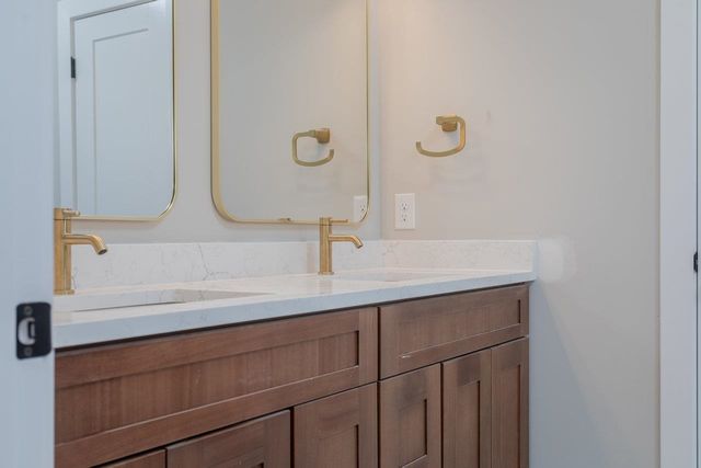 5145 RETRIEVER LN, Mcgaheysville, VA 22840