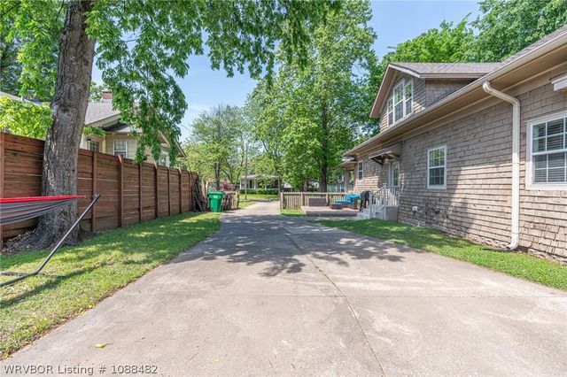807 S 26th Street, Fort Smith, AR 72901