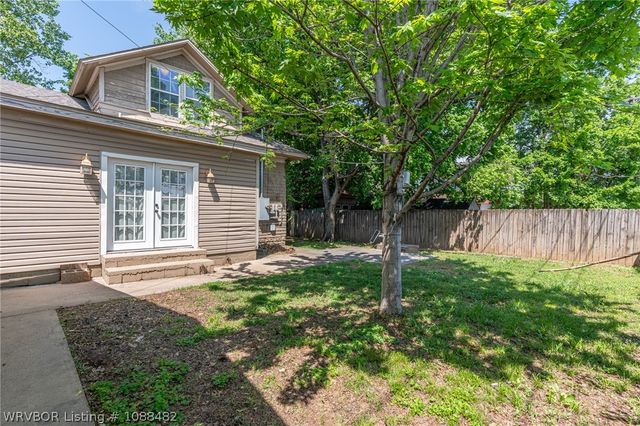 807 S 26th Street, Fort Smith, AR 72901