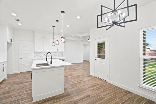1038 Barton Avenue, Glenn Heights, TX 75154