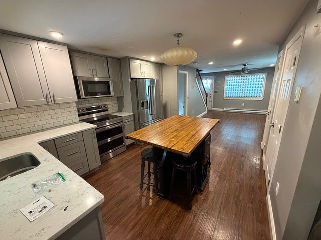 28 Mildred Ave 1, Worcester, MA 01603