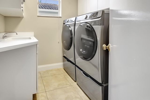 6684 NW 23rd Terrace, Boca Raton, FL 33496