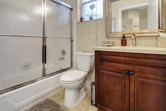 6684 NW 23rd Terrace, Boca Raton, FL 33496