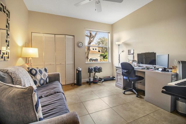 6684 NW 23rd Terrace, Boca Raton, FL 33496