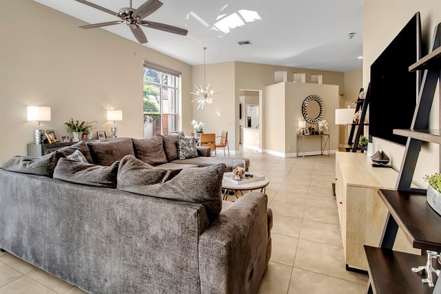 6684 NW 23rd Terrace, Boca Raton, FL 33496