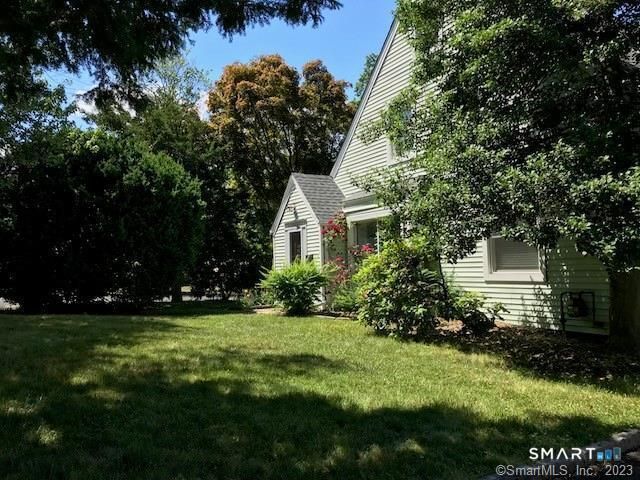 203 Toms Road, Stamford, CT 06906