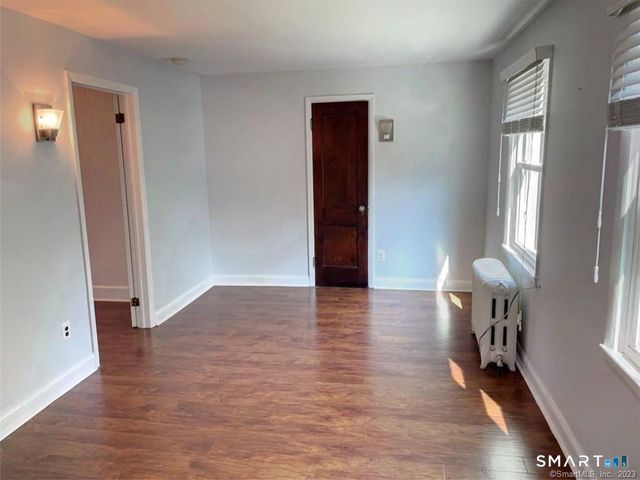 203 Toms Road, Stamford, CT 06906