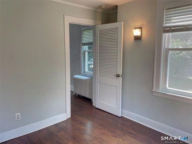 203 Toms Road, Stamford, CT 06906