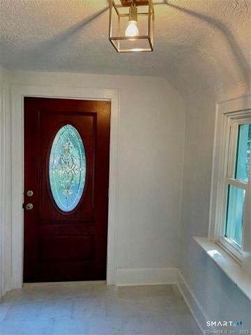203 Toms Road, Stamford, CT 06906