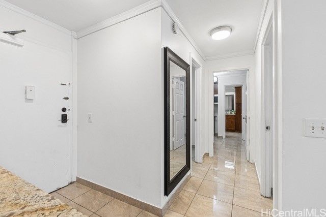 2465 Kuhio Avenue 304, Honolulu, HI 96815