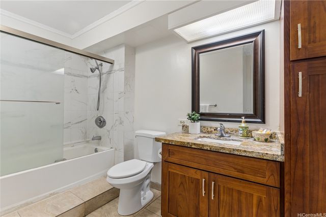 2465 Kuhio Avenue 304, Honolulu, HI 96815