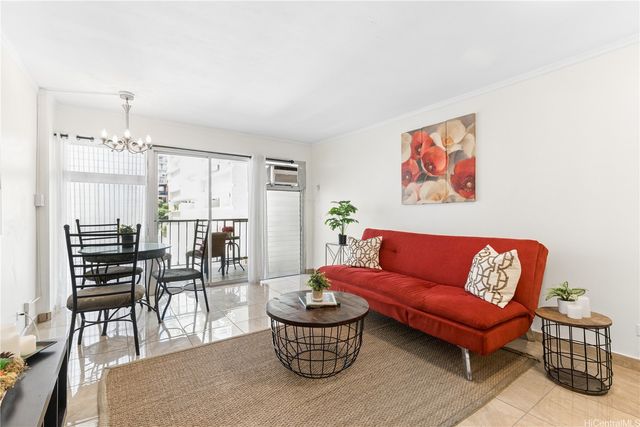 2465 Kuhio Avenue 304, Honolulu, HI 96815