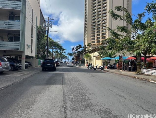 2465 Kuhio Avenue 304, Honolulu, HI 96815