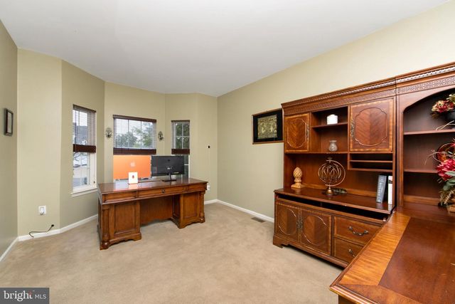 1304 SASSAFRAS LN, Williamstown, NJ 08094