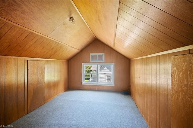 59 Park Circle, Lexington, NC 27295