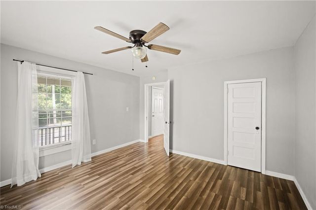 59 Park Circle, Lexington, NC 27295