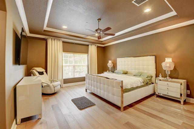 5645 NE Trieste Way, Boca Raton, FL 33487