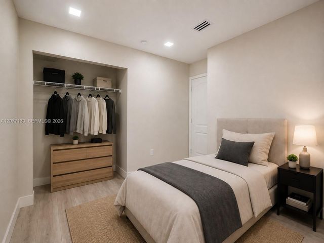 8126 NW 199th Terrace, Hialeah, FL 33015