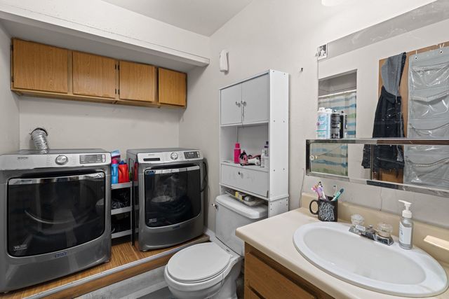 902 S Calvin Rd, Spokane Valley, WA 99037