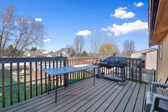 902 S Calvin Rd, Spokane Valley, WA 99037