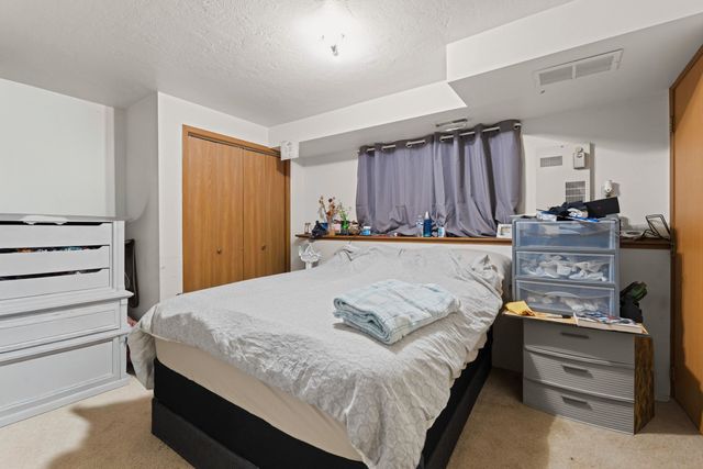 902 S Calvin Rd, Spokane Valley, WA 99037